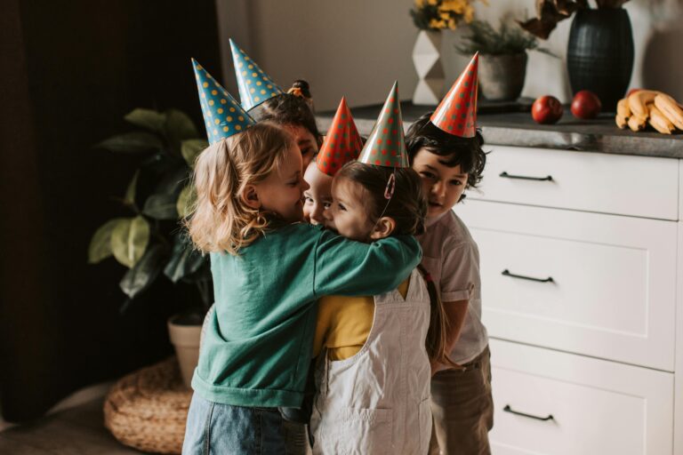 birthday sister friends celebration happy